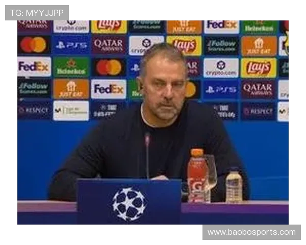 巴塞罗那竞技发布纪念T恤致敬礼服主帅 展现永恒优雅风采 巴塞罗那竞技发布纪念T恤致敬礼服主帅 展现永恒优雅风采