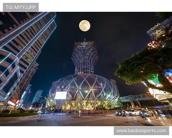 以新葡京为核心的澳门奢华娱乐度假全景与城市夜景深度体验指南